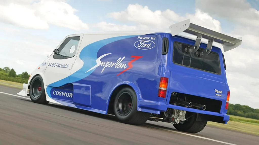Trasera de la Ford Supervan MK 3