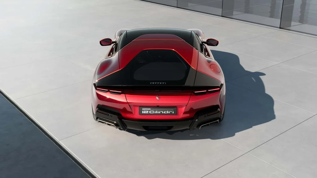 Parte trasera del Ferrari 12Cilindri
