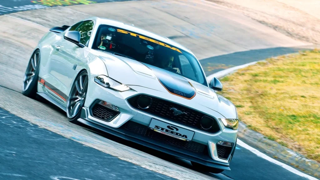 Mustang Steeda Q767 y Q767 Dark Horse