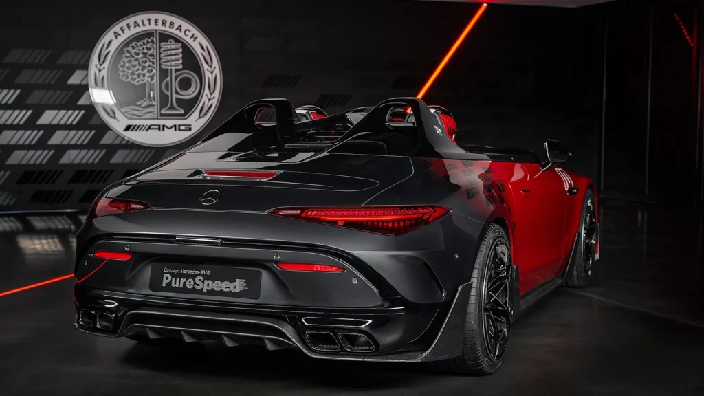 Arrière de la Mercedes-AMG PureSpeed