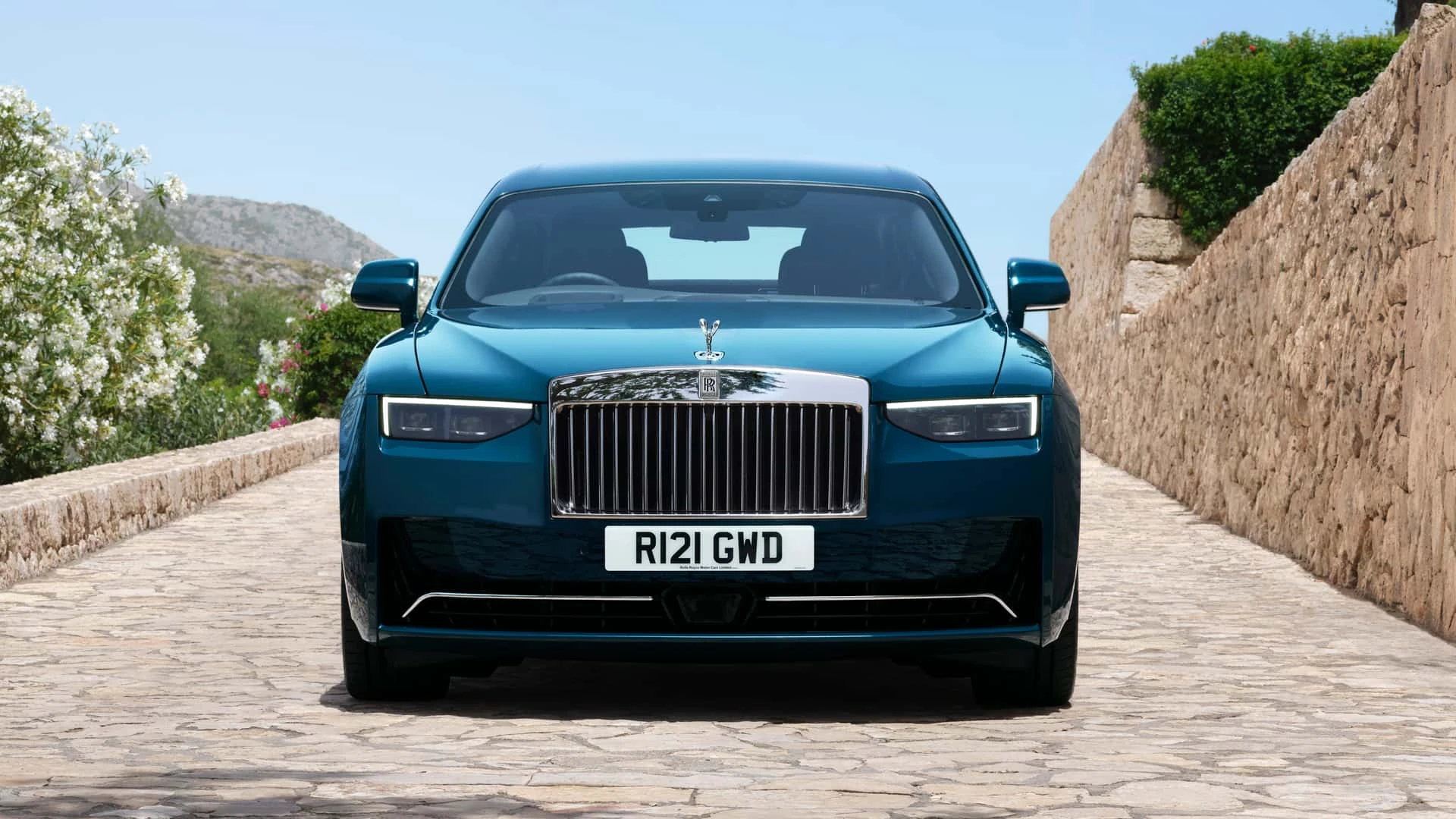 Rolls-Royce Ghost Series II 2025: New Aesthetic and Technological Updates