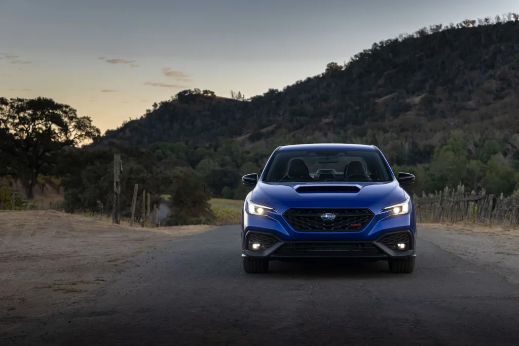 Nuevo Subaru WRX tS: Atractivo Color Galaxy Purple Pearl y Potencia Contenida