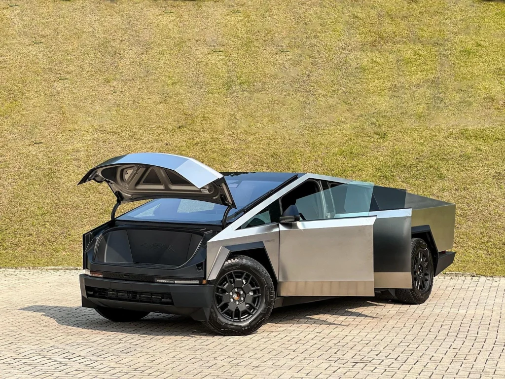 Смена батареи Cybertruck вызывает интерес на рынке