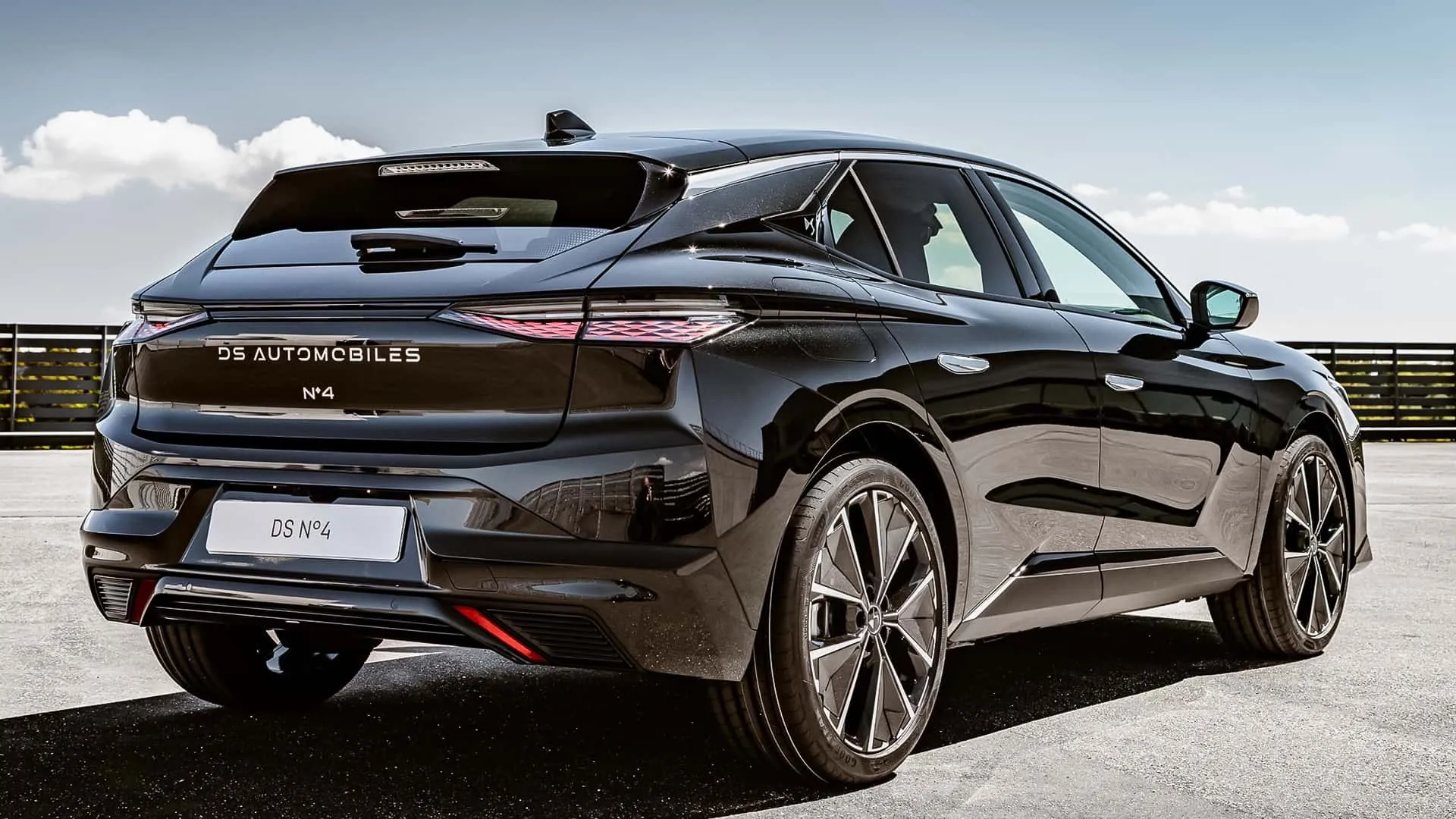 DS N°4 (2025)