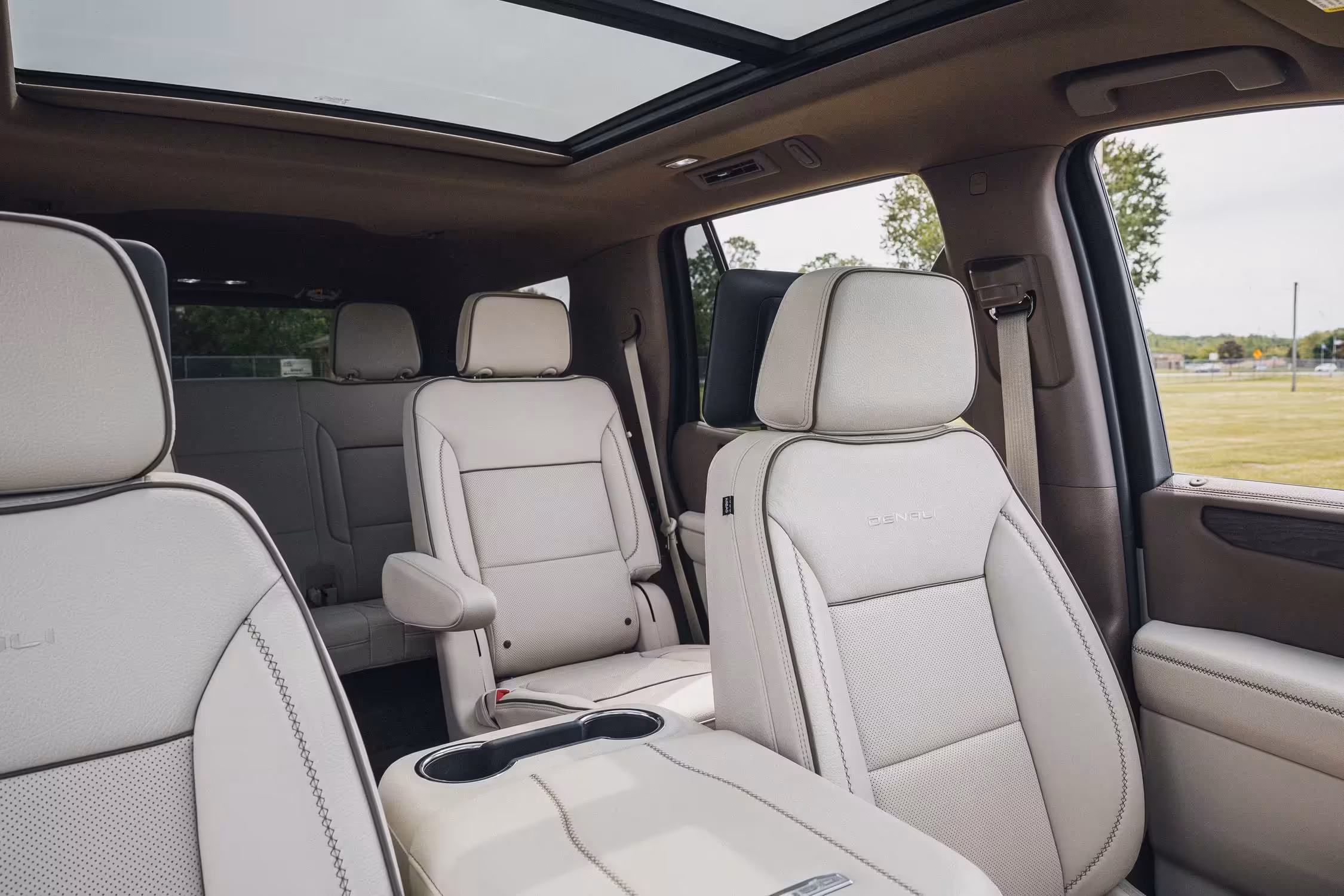 GMC Yukon Denali 2025
