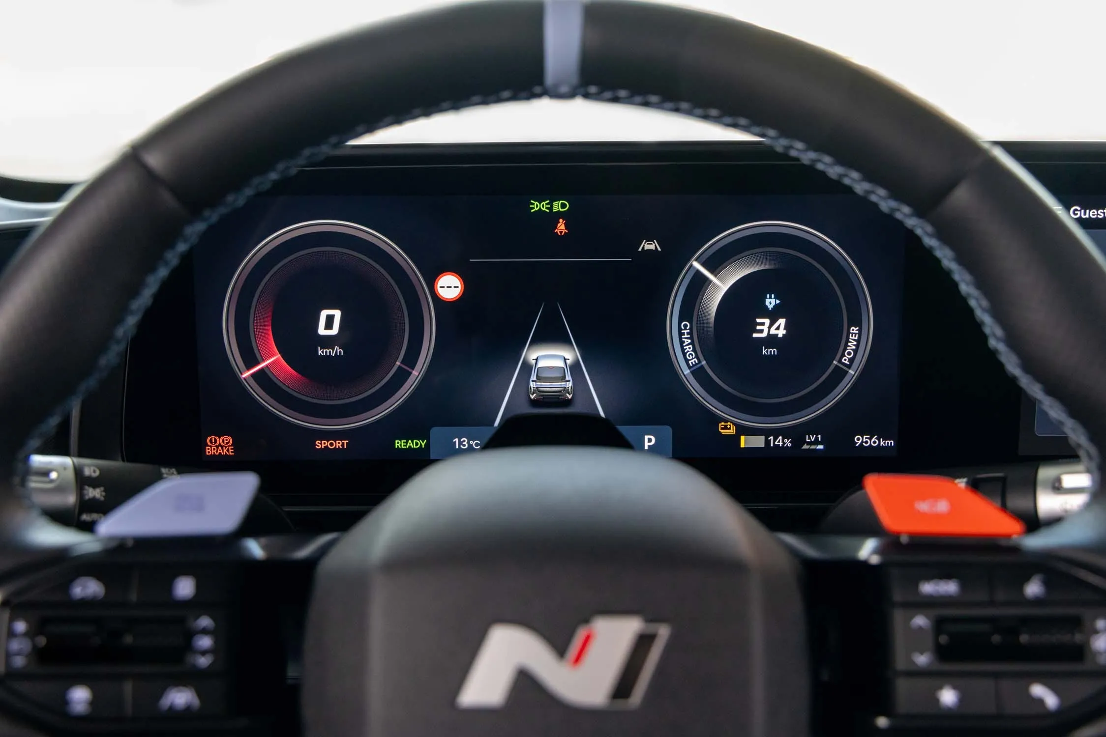 ヒョンデ アイオニック 6 N 2026のインテリア