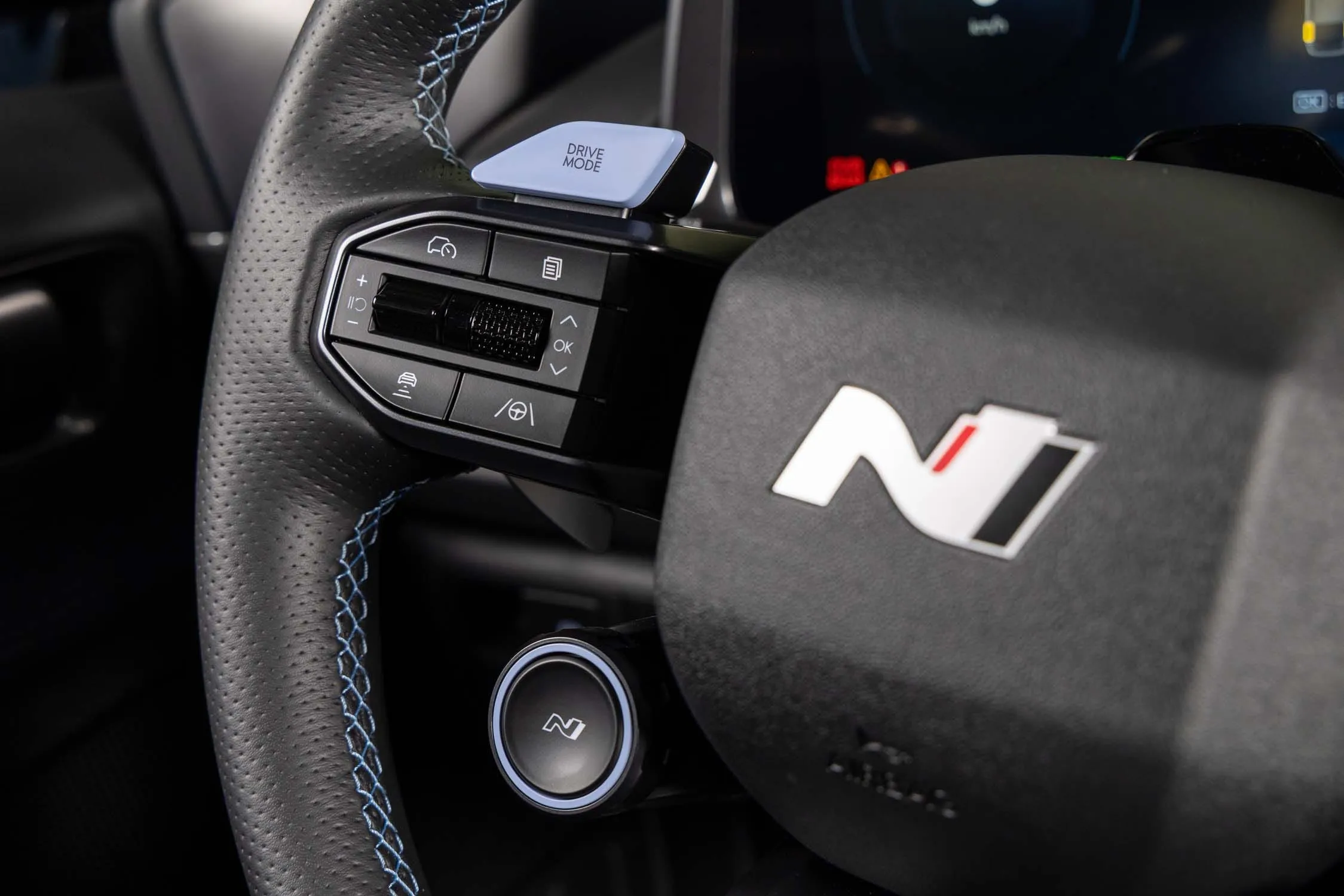 ヒョンデ アイオニック 6 N 2026のインテリア