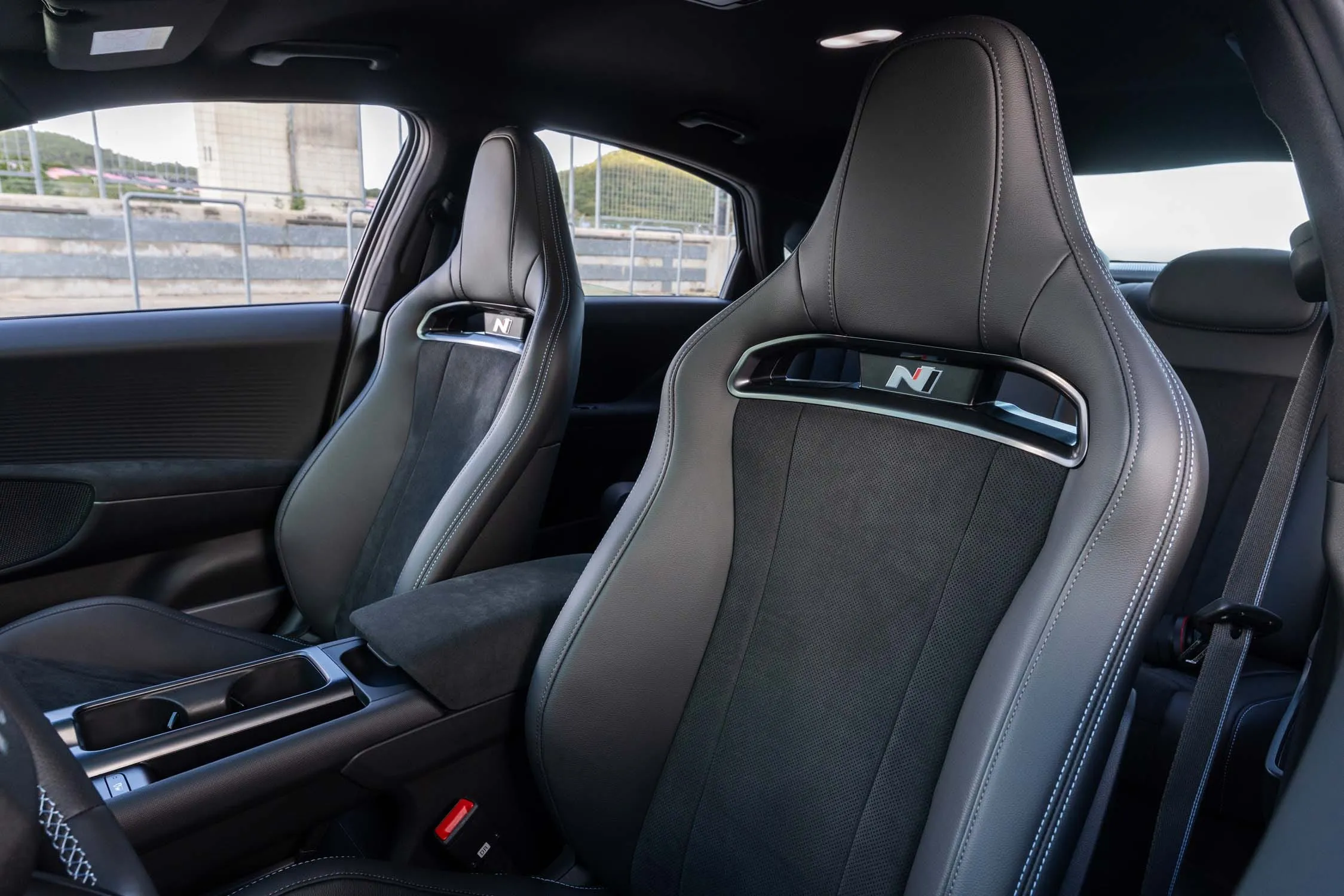 ヒョンデ アイオニック 6 N 2026のリア