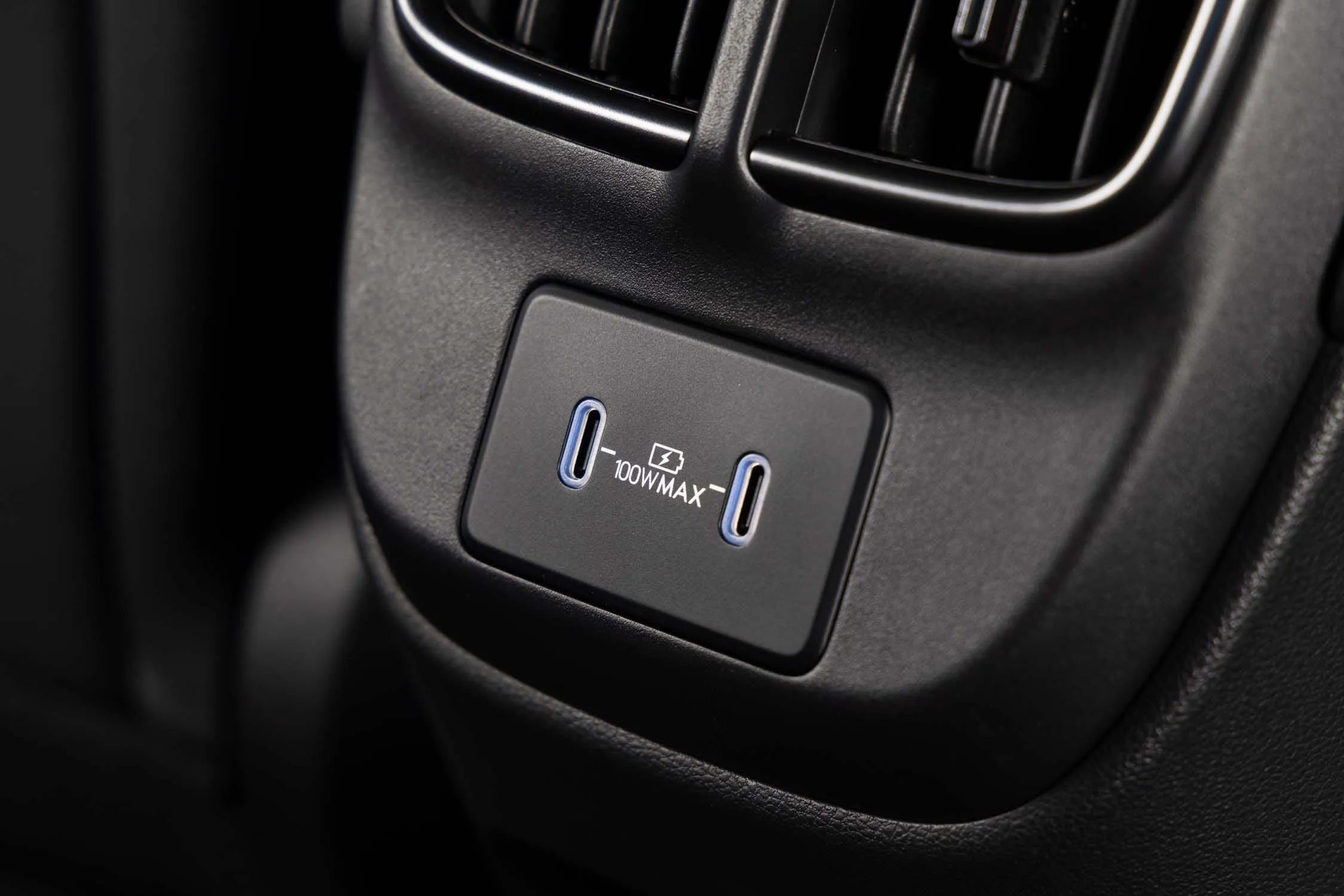 ヒョンデ アイオニック 6 N 2026の側面