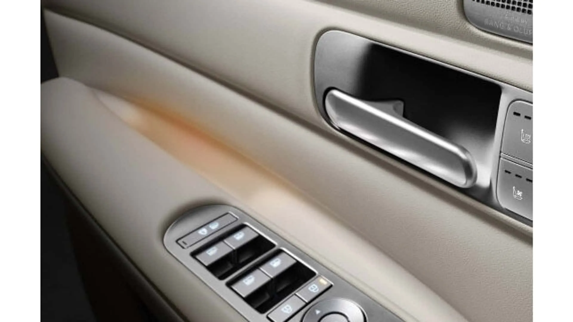 Общий вид салона Nexo