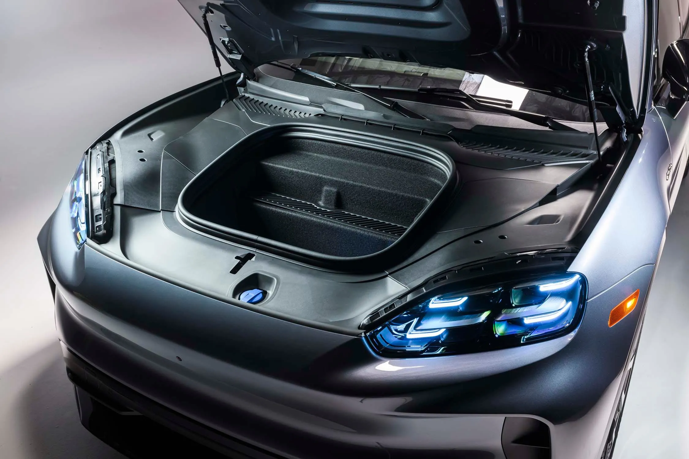 Galleria Porsche Cayenne Elettrica