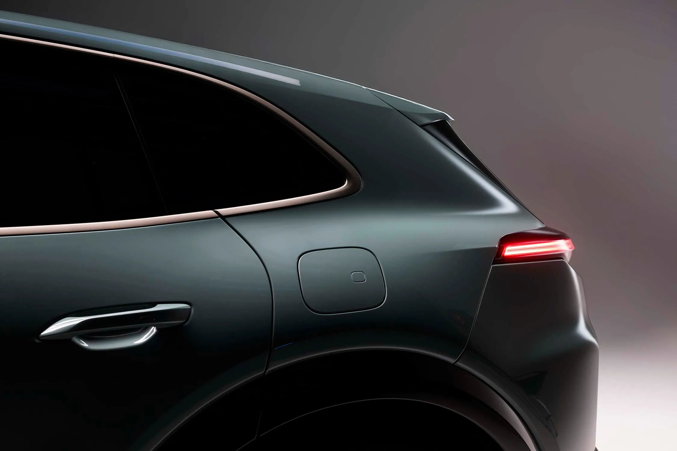 Galleria Porsche Cayenne Elettrica