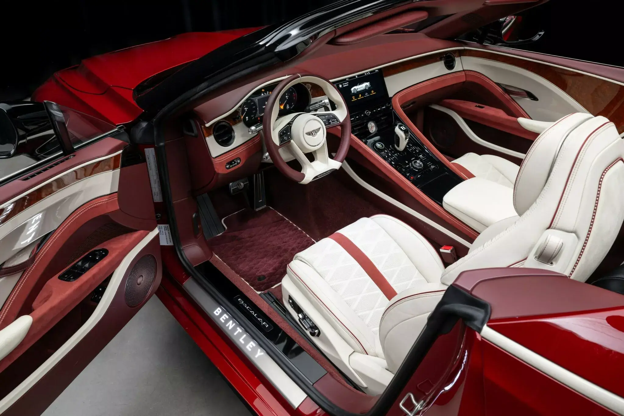 Колеса Bentley Bacalar крупным планом