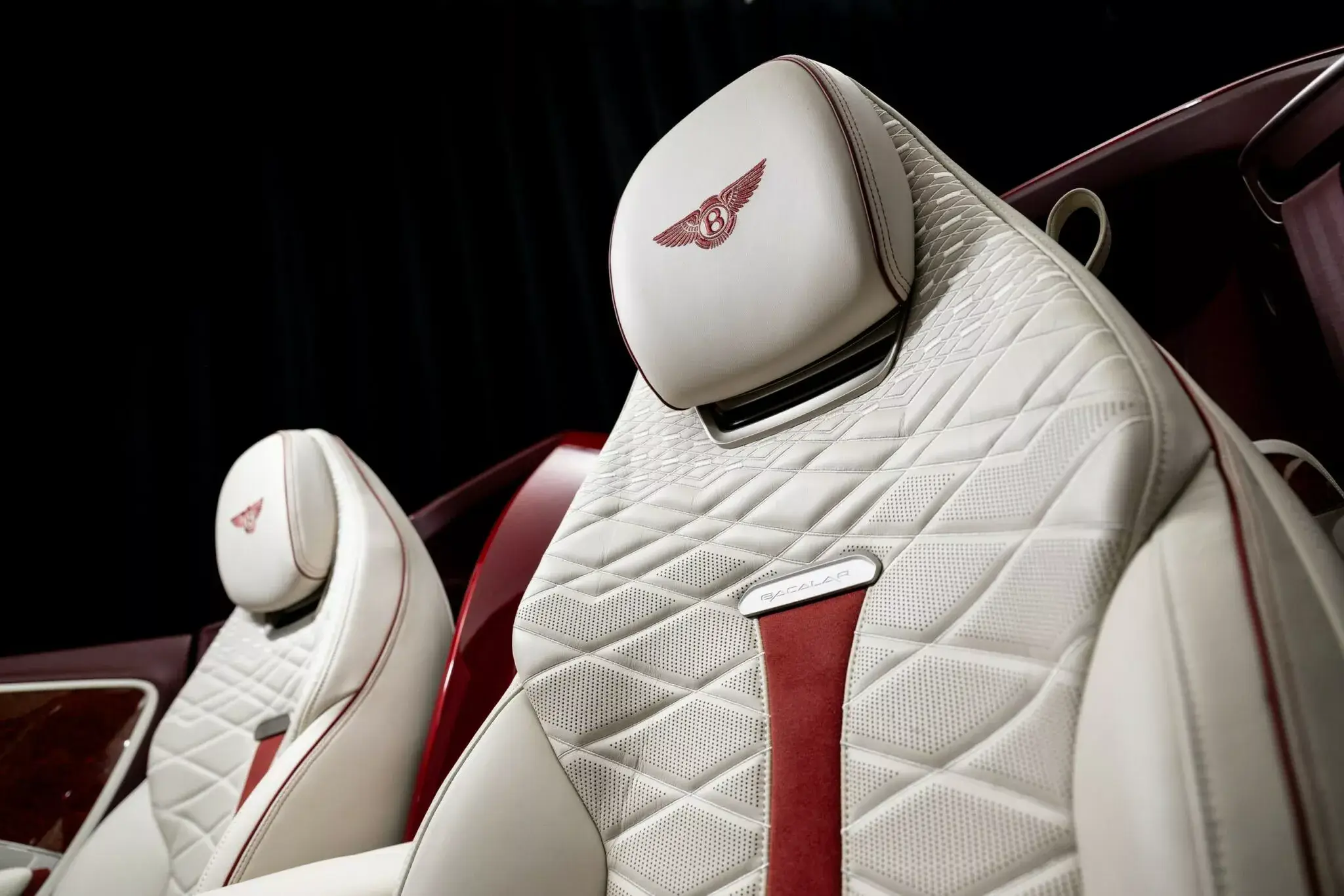 Боковой профиль Bentley Bacalar