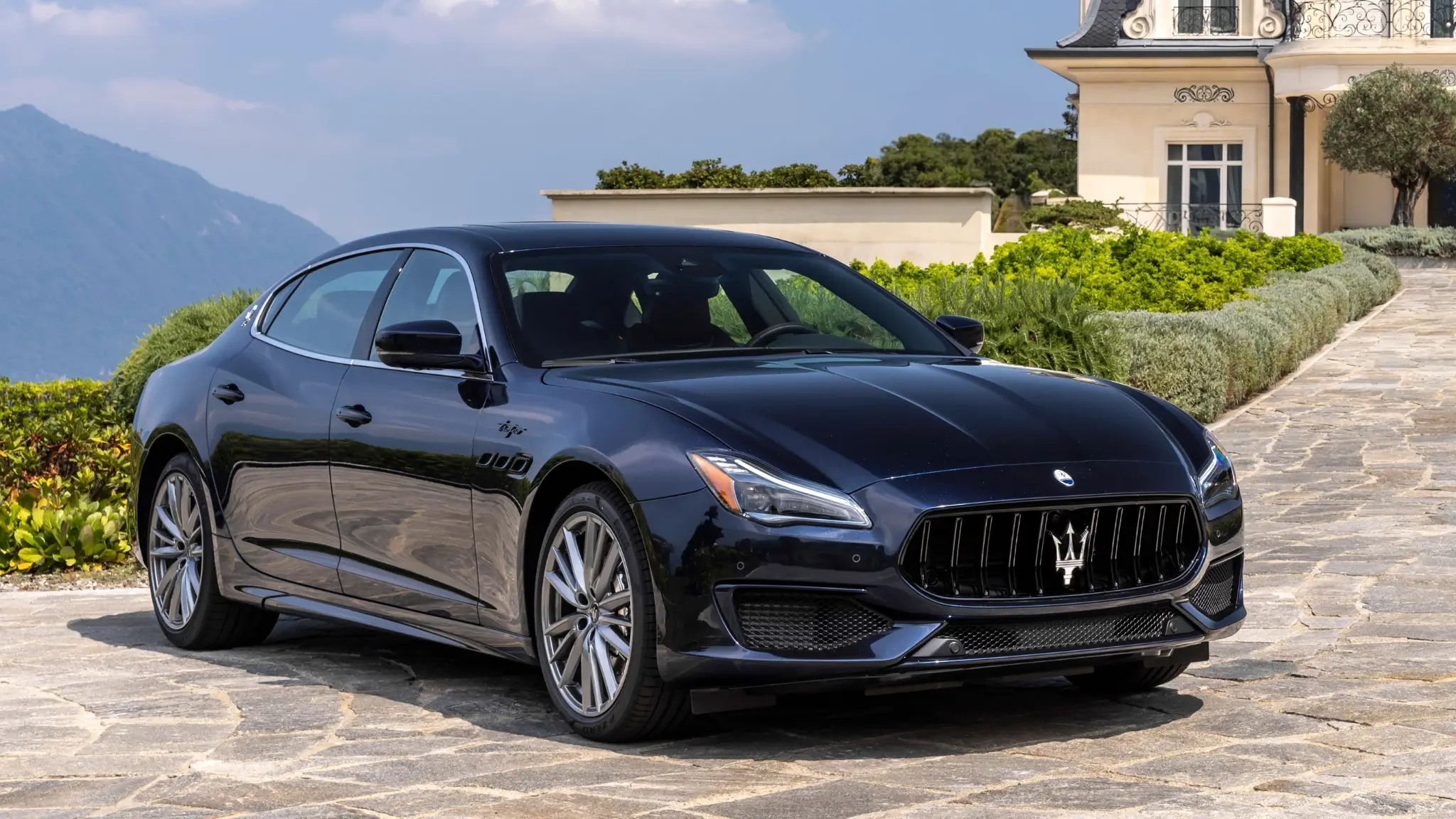 Maserati Quattroporte V8