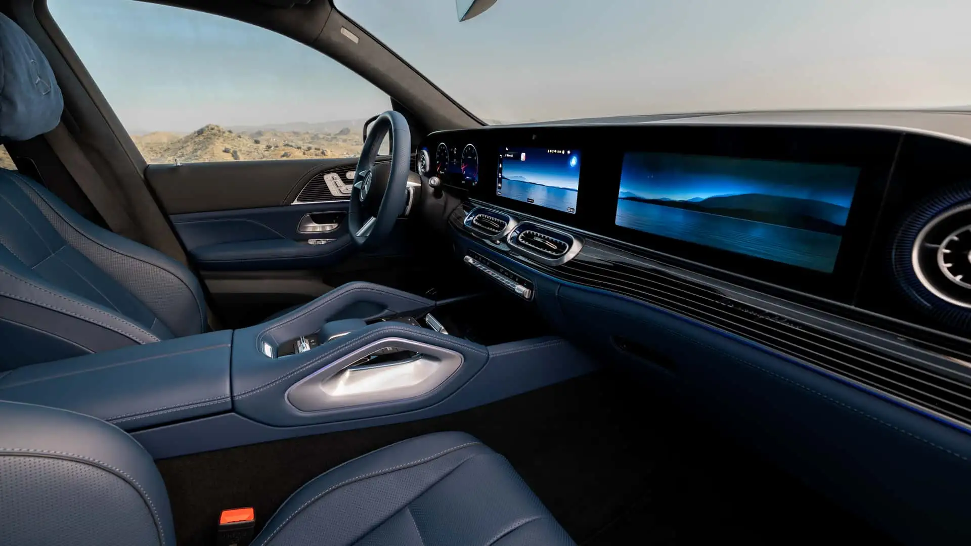 2027 MERCEDES BENZ GLE - Luxurious Blue Leather Cabin With Dual Curved Screens