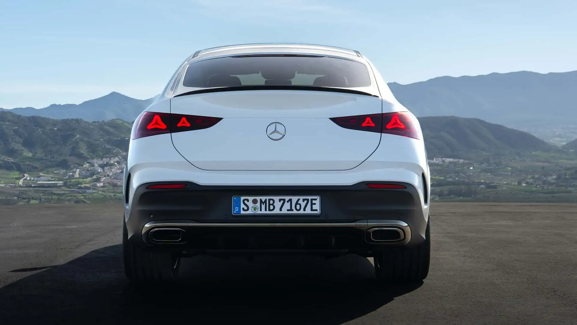 2027 MERCEDES BENZ GLE - White Mercedes Coupe Rear With Red LED Taillights 1