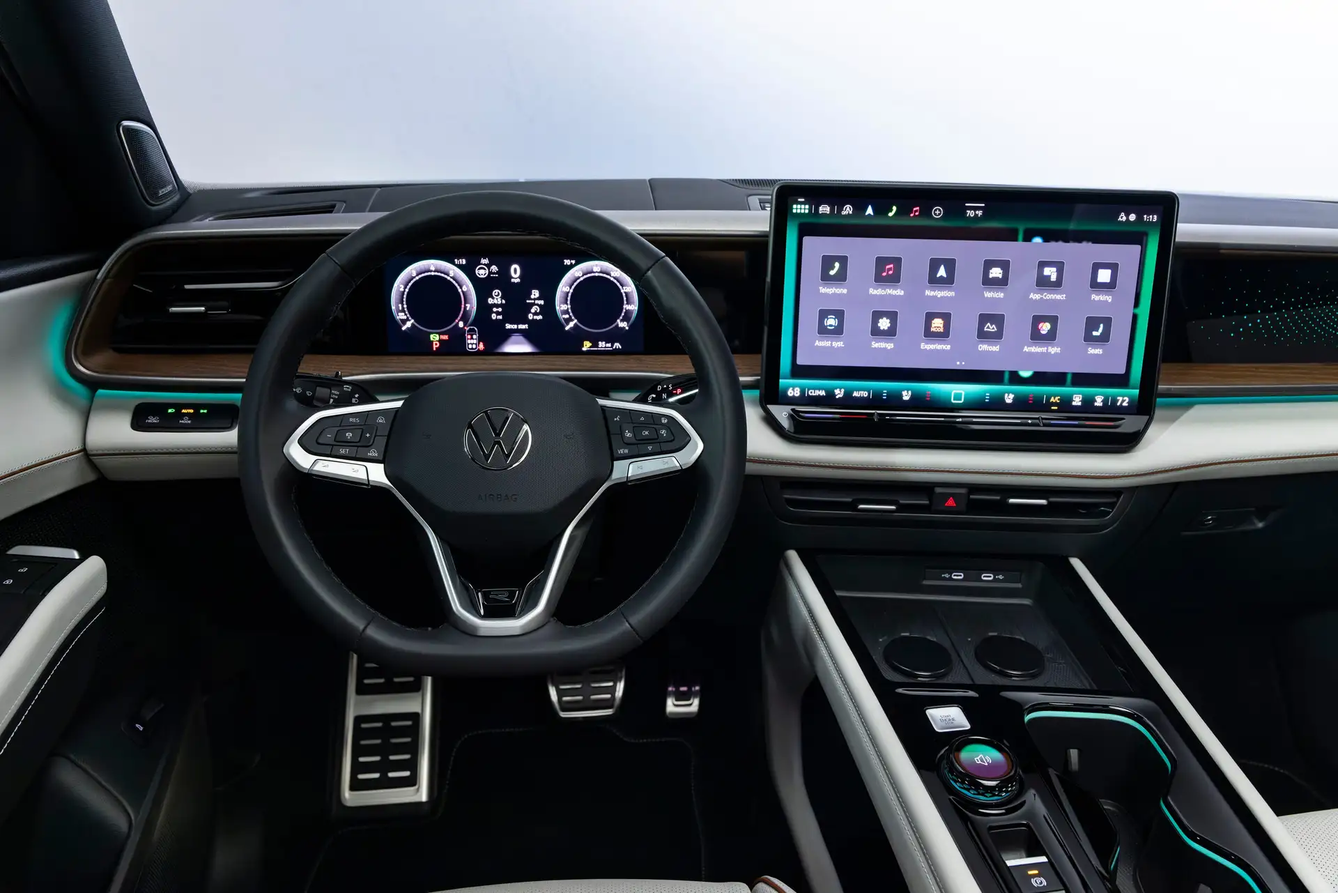 2027 VOLKSWAGEN ATLAS - Futuristic Curved Dual Digital Dashboard With Ambient Lighting