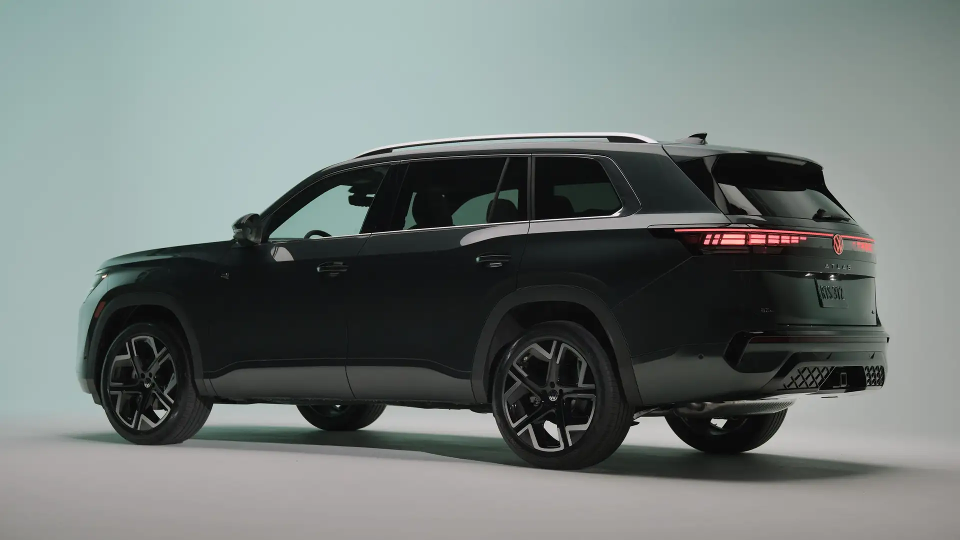 2027 VOLKSWAGEN ATLAS - Sleek Black SUV Rear With Red LED Taillights