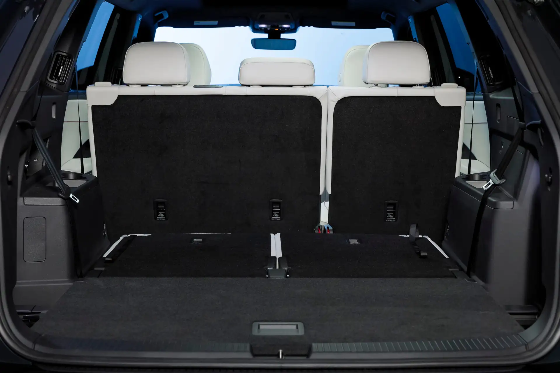 2027 VOLKSWAGEN ATLAS - Spacious Black Cargo Hold With Folded White Leather Seats