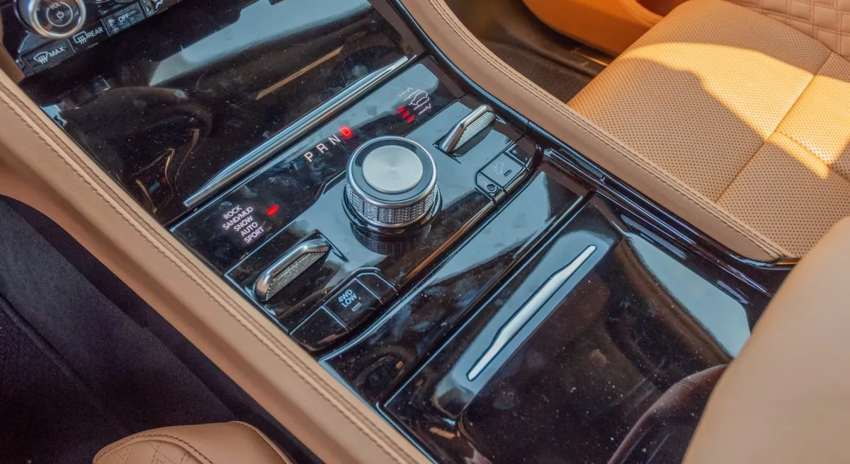 Volkswagen Golf Gti 2026 Revela O Erro De Design Que Estraga O Interior De Qualquer Carro