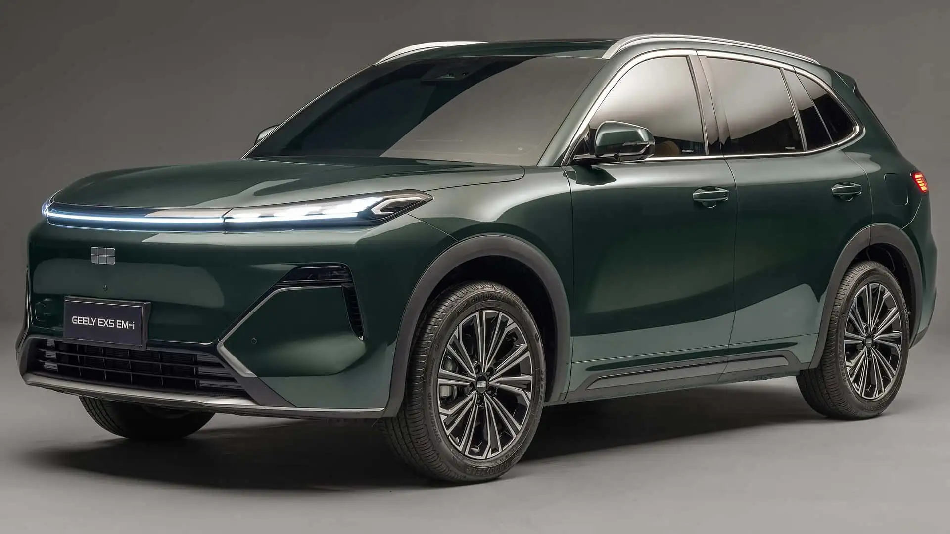 2026 Geely EX5 EM I - Emerald Green LED Headlight, Chrome Trim