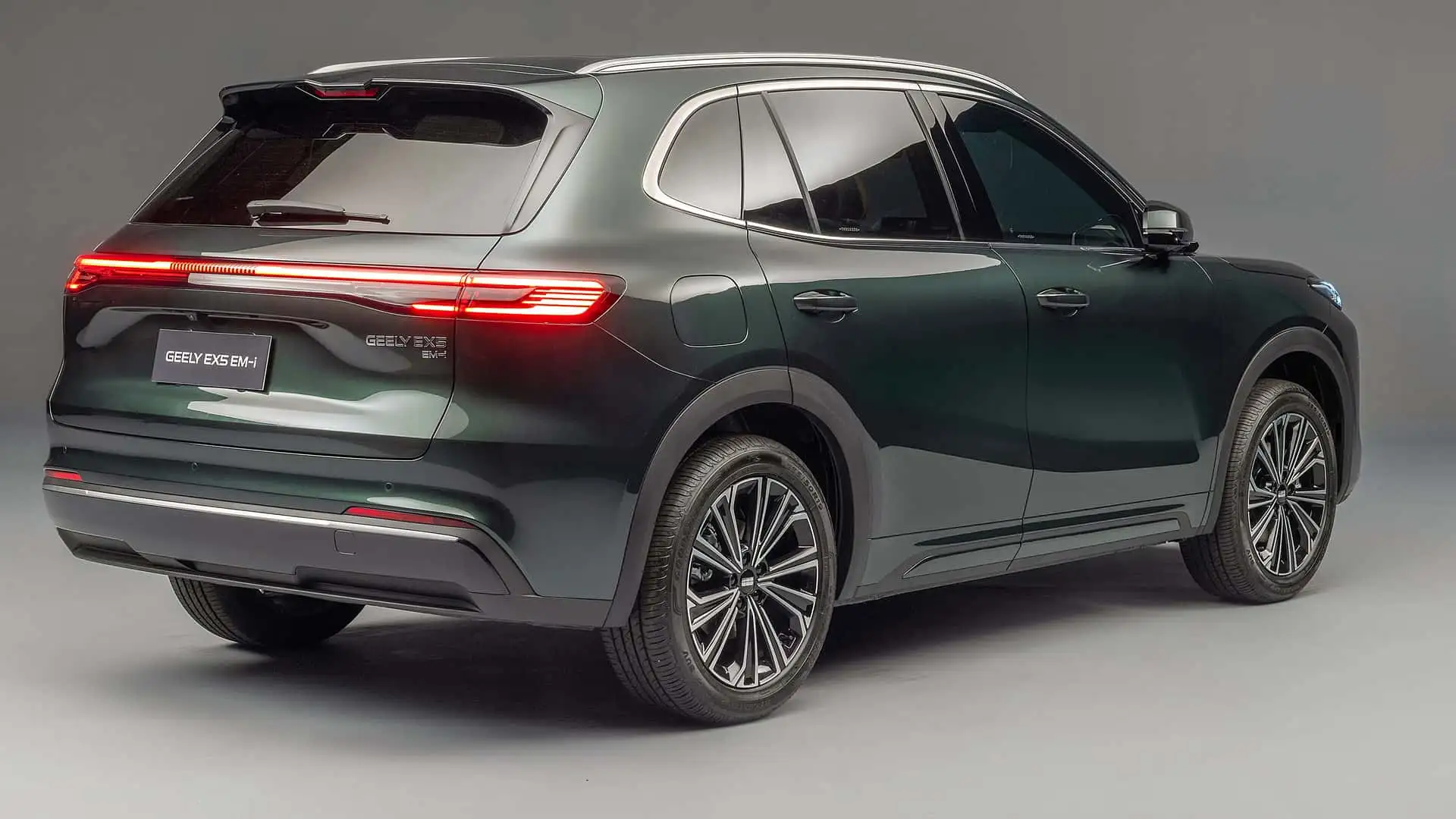 2026 Geely EX5 EM I - Green Leather No, Metallic Green Rear LED Light Bar