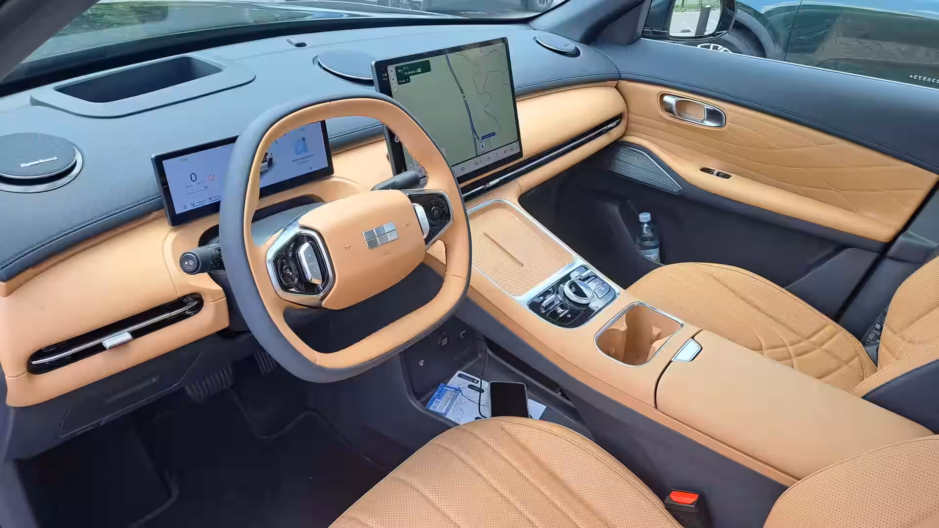 2026 Geely EX5 EM I - Tan Leather Dashboard And Dual Digital Displays