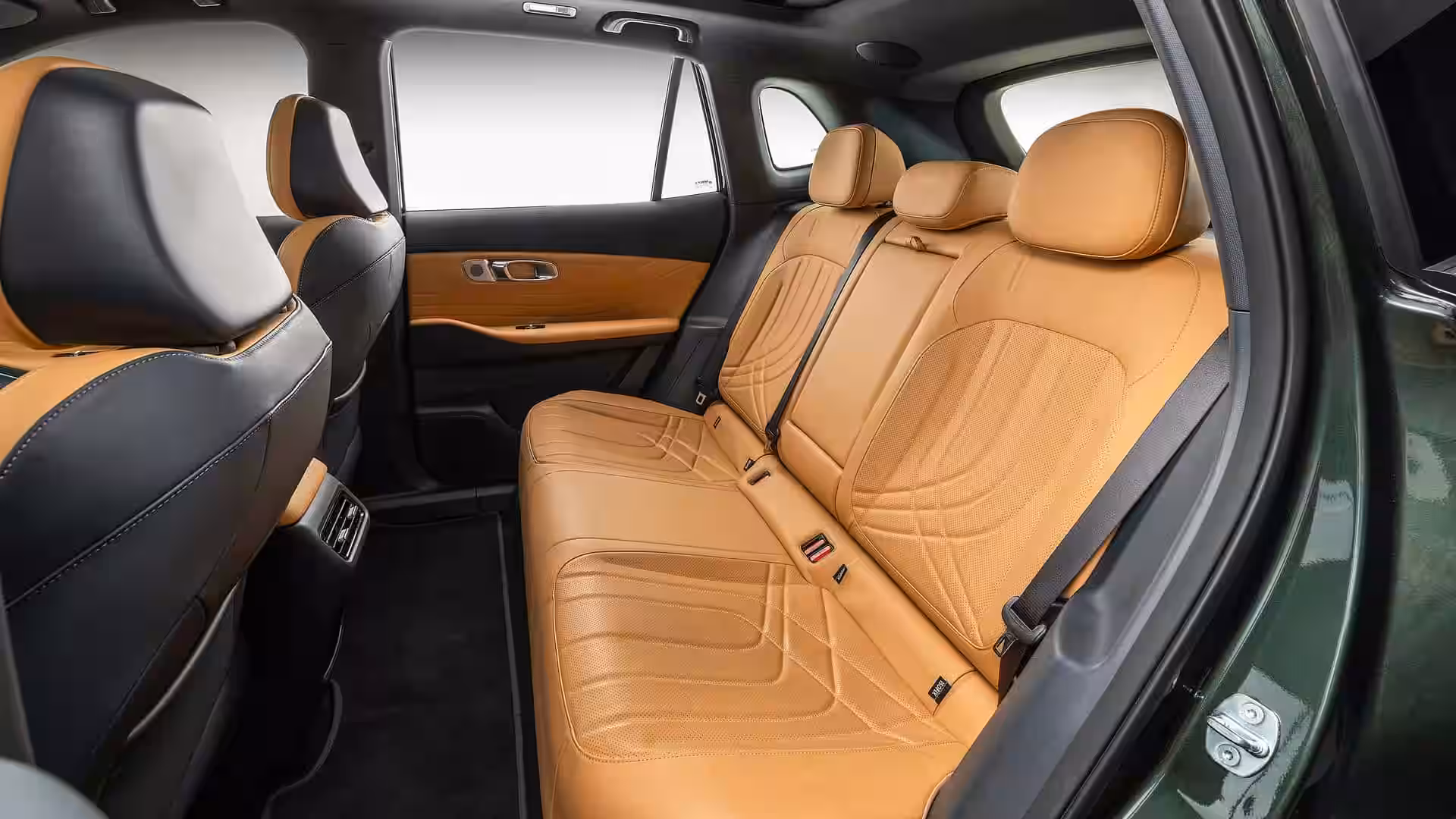 2026 Geely EX5 EM I - Tan Leather Rear Seats With Diamond Stitching