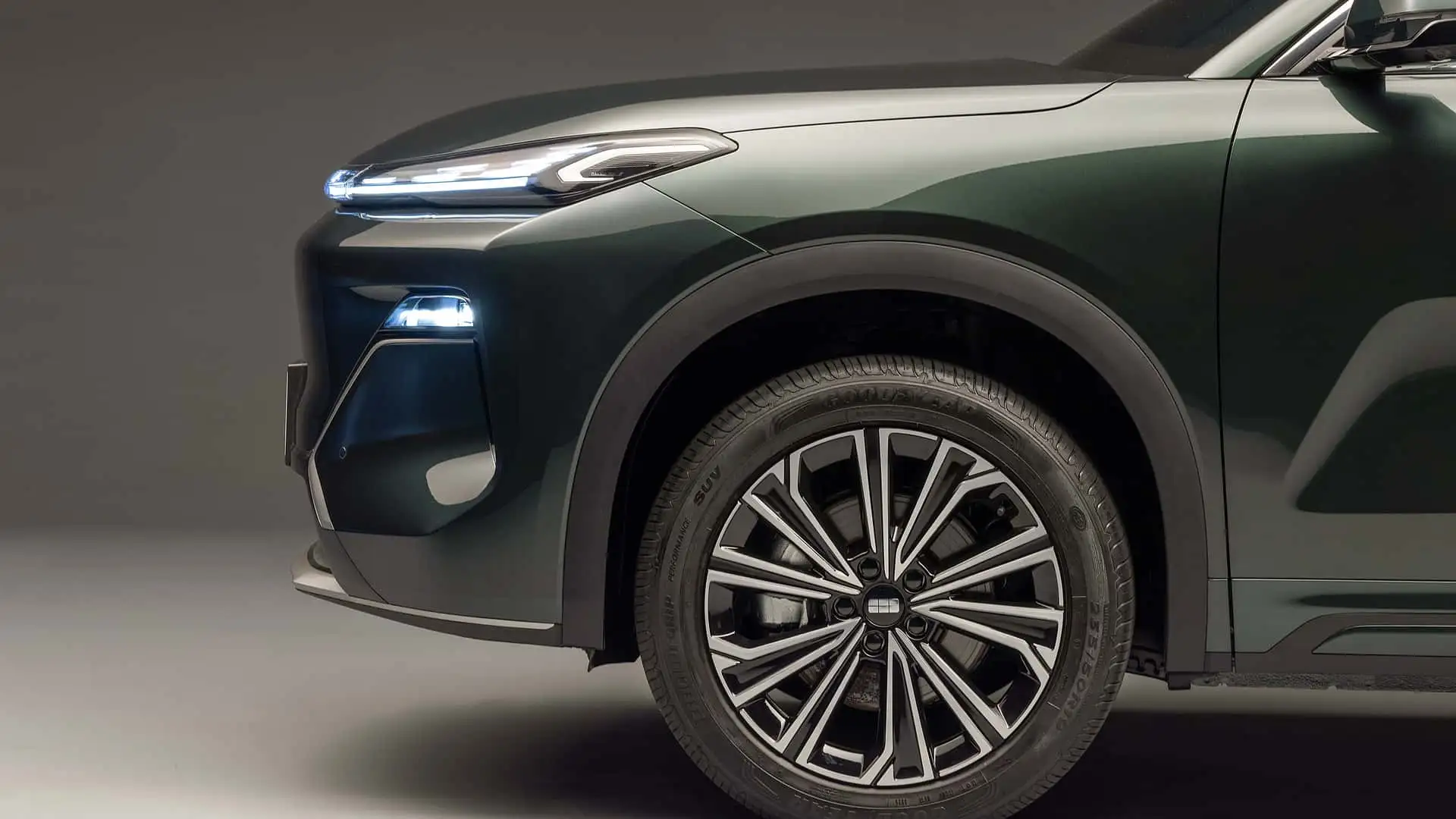 2026 Geely EX5 EM I - Two Tone LED Headlight And Front Wheel