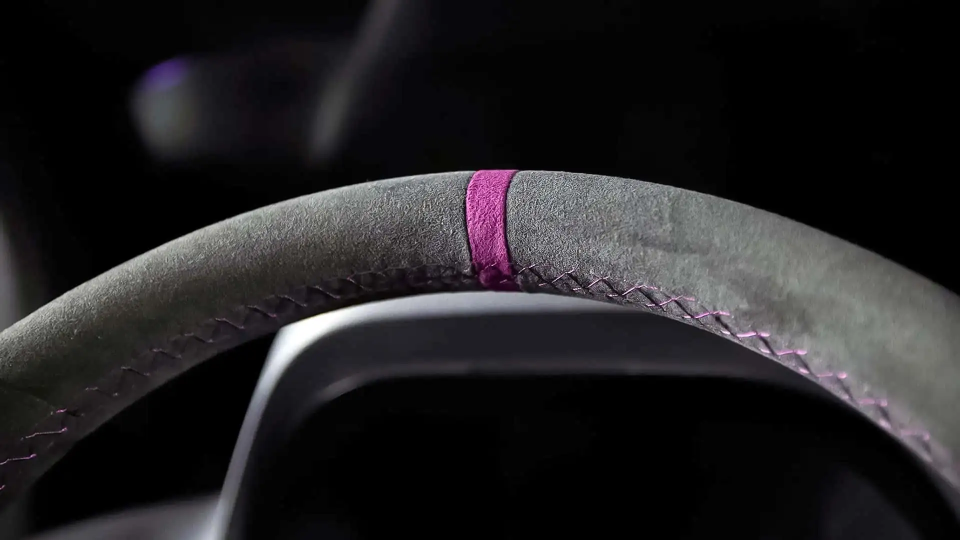 2026 Mercedes Sprinter Vanne Niffler - Gray Alcantara Steering Wheel Pink Stitching Stripe