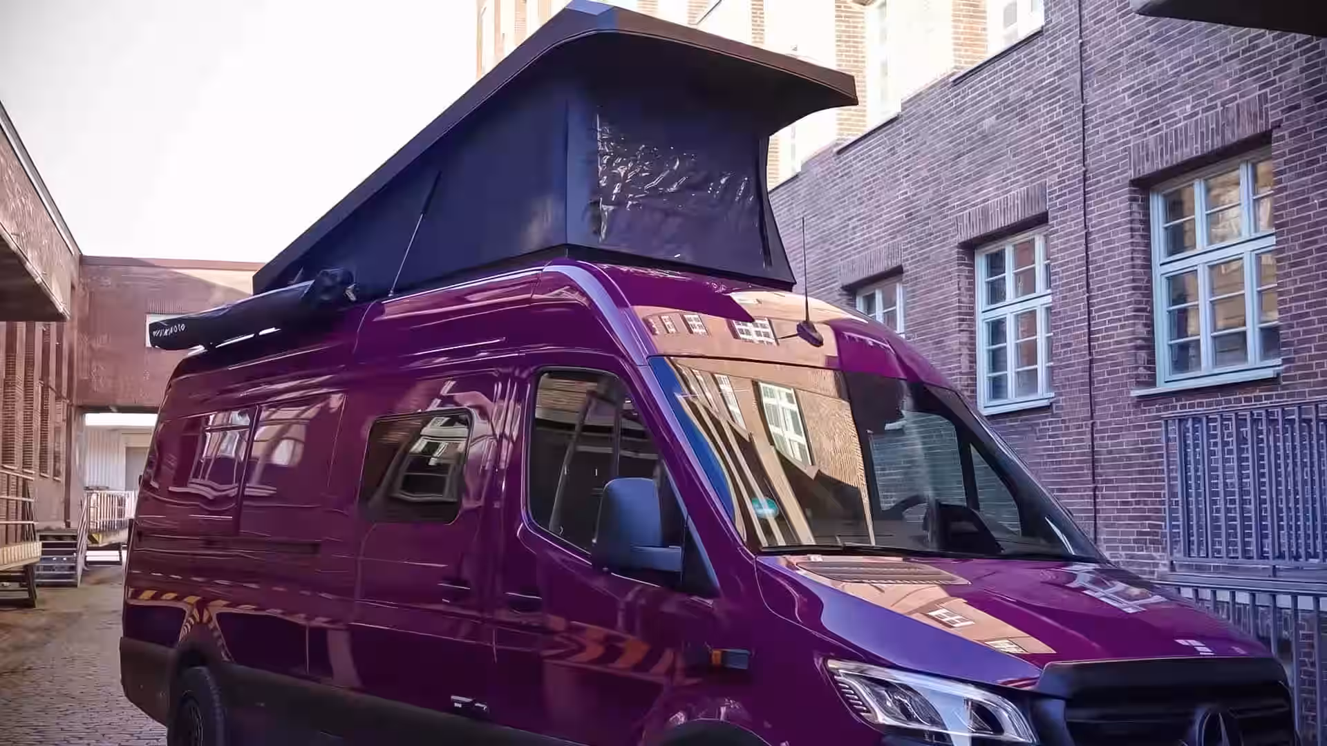 2026 Mercedes Sprinter Vanne Niffler - Vibrant Purple Mercedes Sprinter Camper With Pop Top Roof