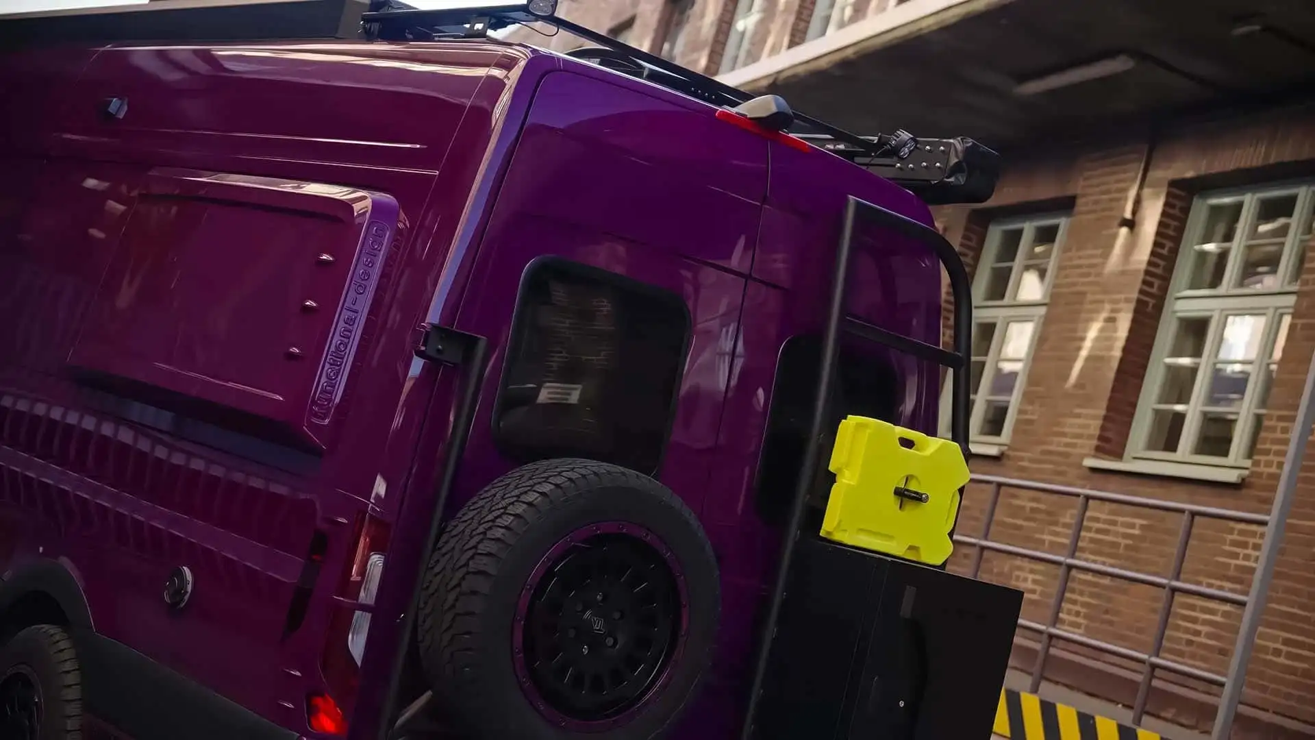 2026 Mercedes Sprinter Vanne Niffler - Vibrant Purple Rugged Van Side With Roof Rack