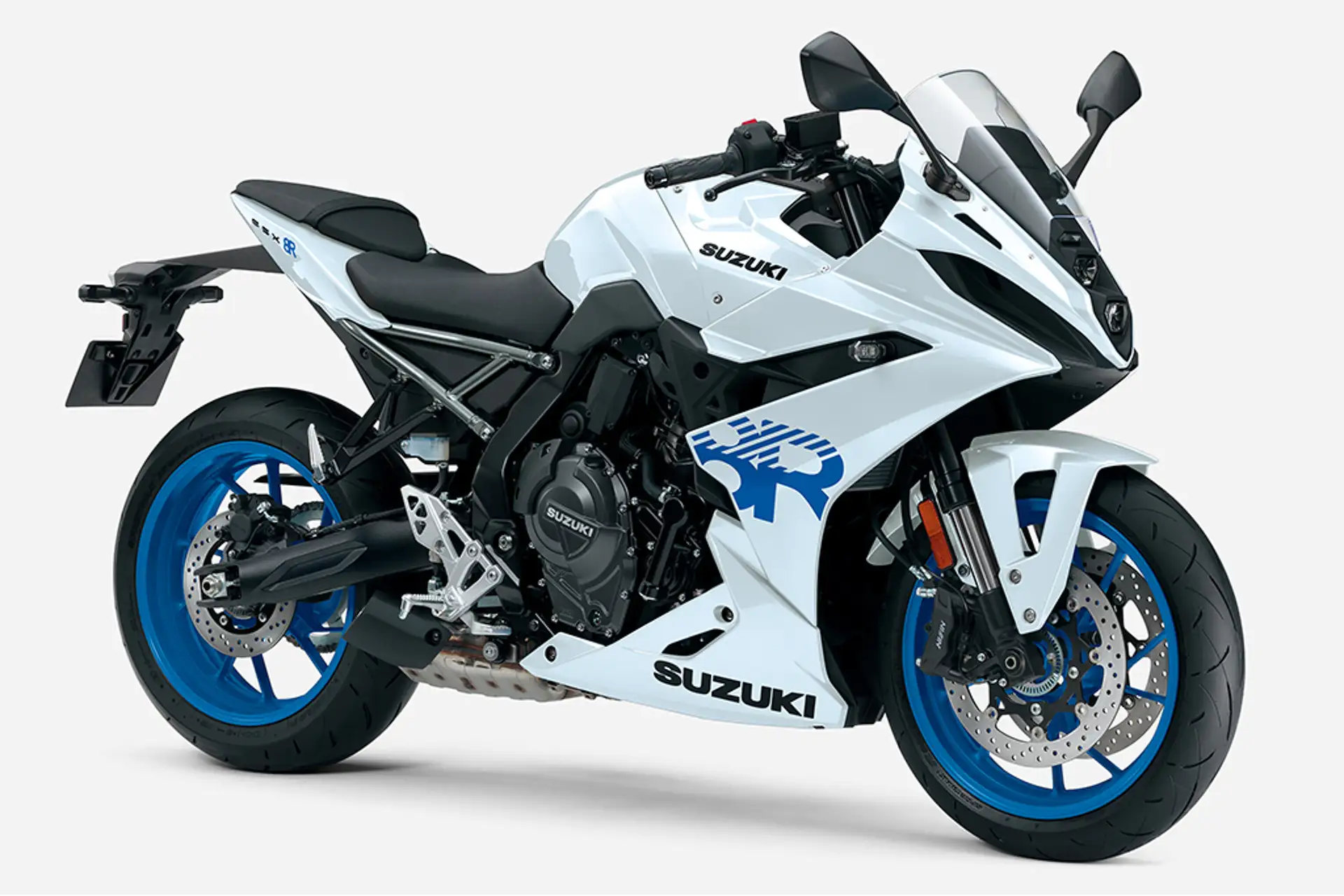 2026 SUZUKI GSX 8R And GSX 8S - White Suzuki GSX 8R Sportbike With Blue Rims