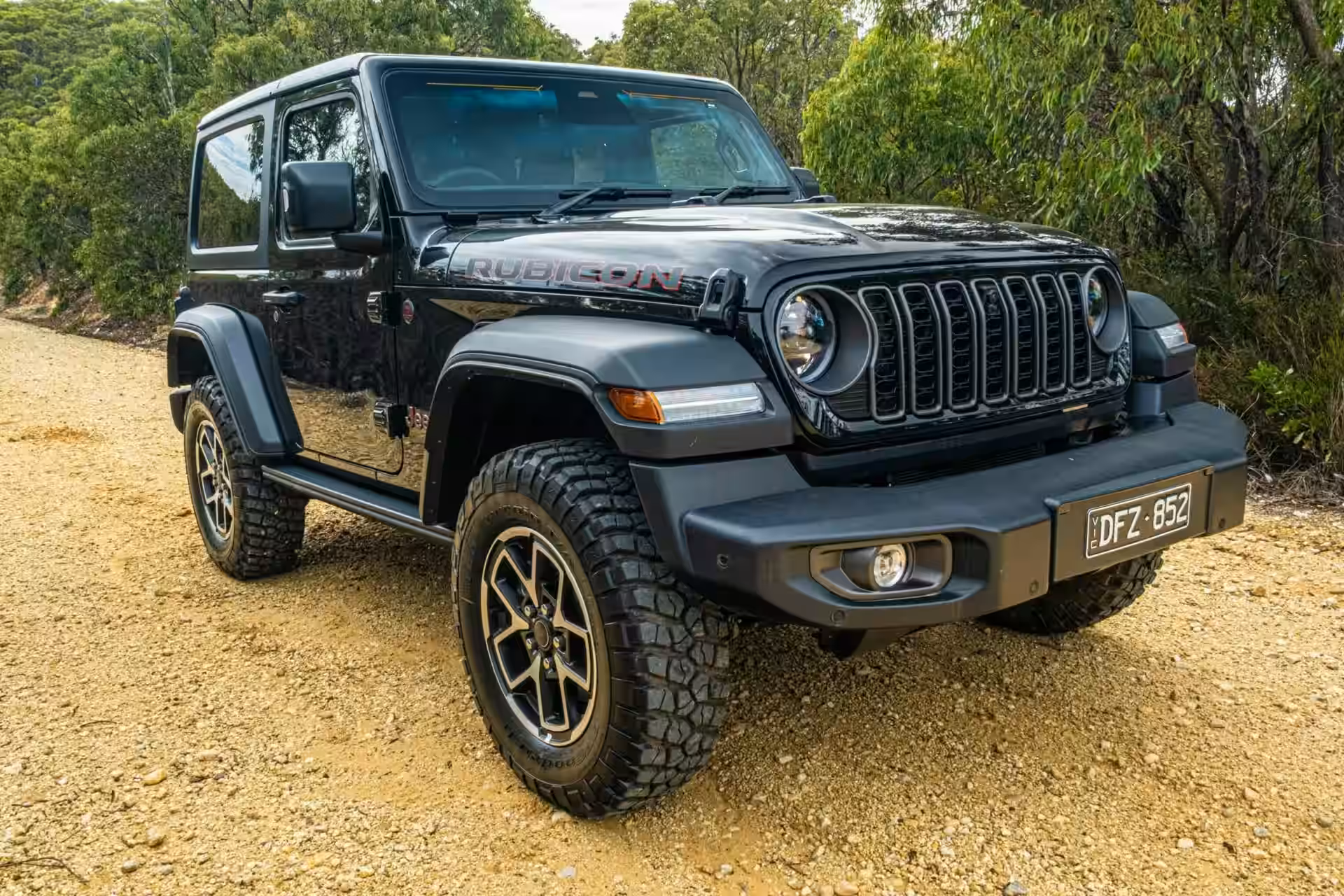 2026 Wrangler Rubicon - Black Jeep Wrangler Rubicon Aggressive Front Grille
