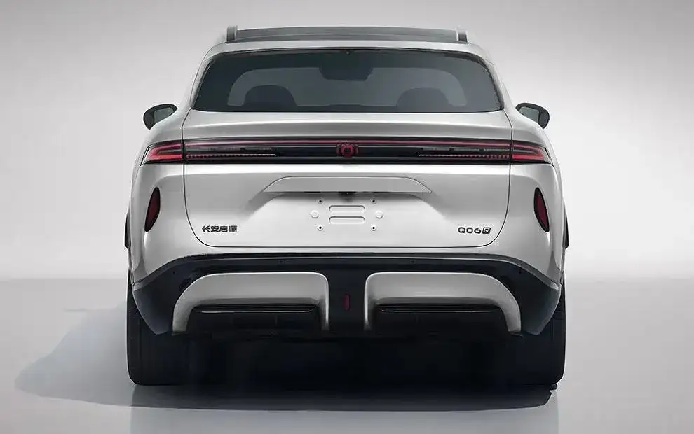 CHANGAN NEVO Q06 - Pearl White SUV Rear With Full LED Taillight Bar