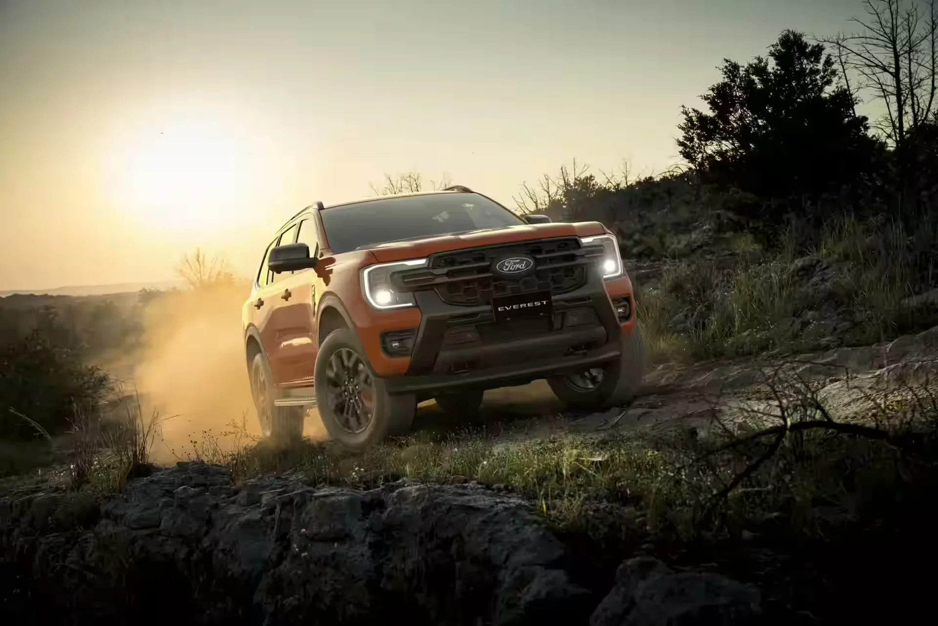 FORD EVEREST WILDTRAK กลับมาอีกครั้ง พร้อมพรีเมียม DNA ของ RANGER