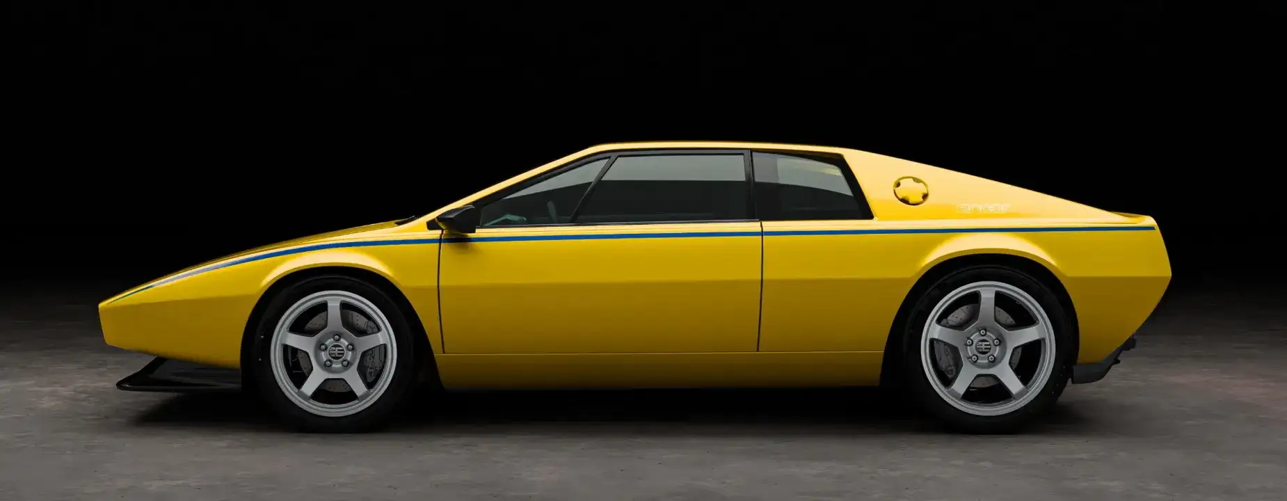 LOTUS ESPRIT Encor’s - Vibrant Yellow Lotus Esprit Side Profile Black Stripes
