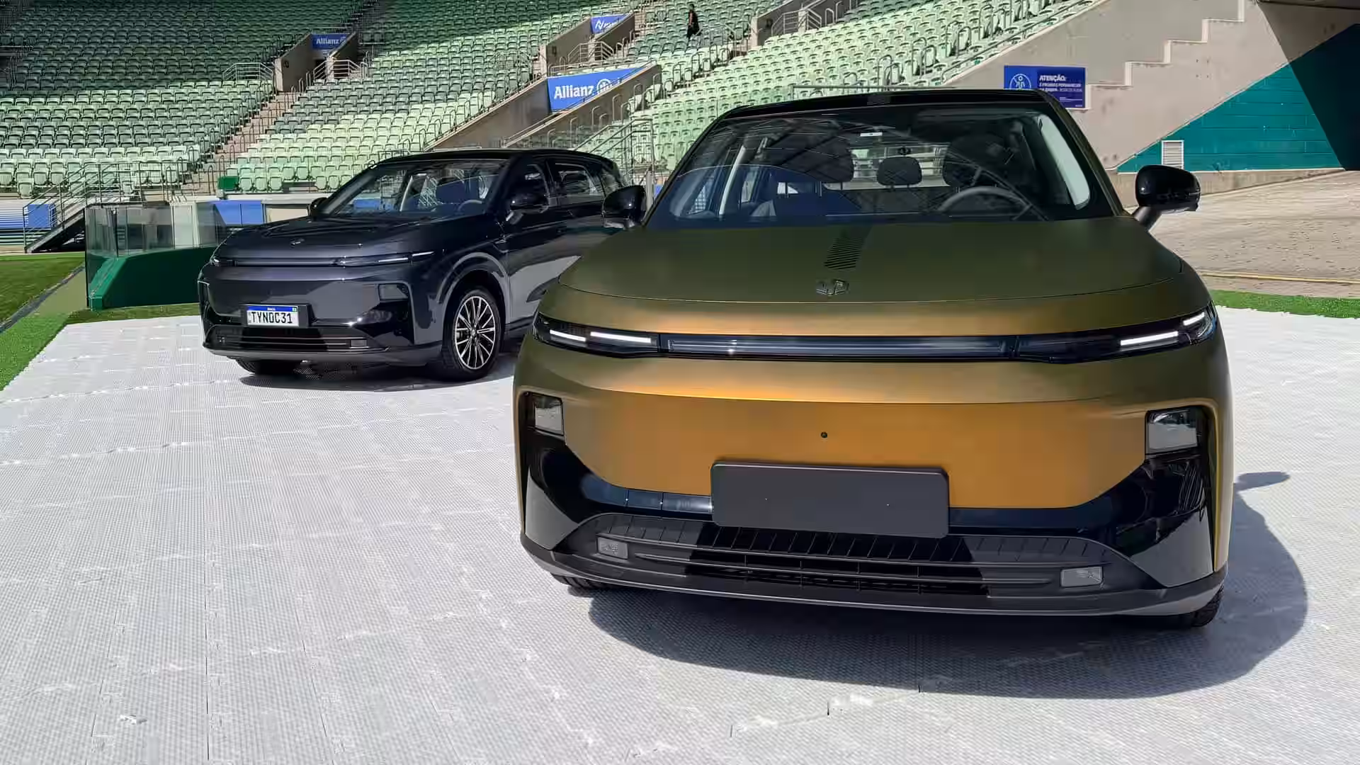 Leapmotor B10 - Metallic Olive Green Wrapped Futuristic Front Fascia