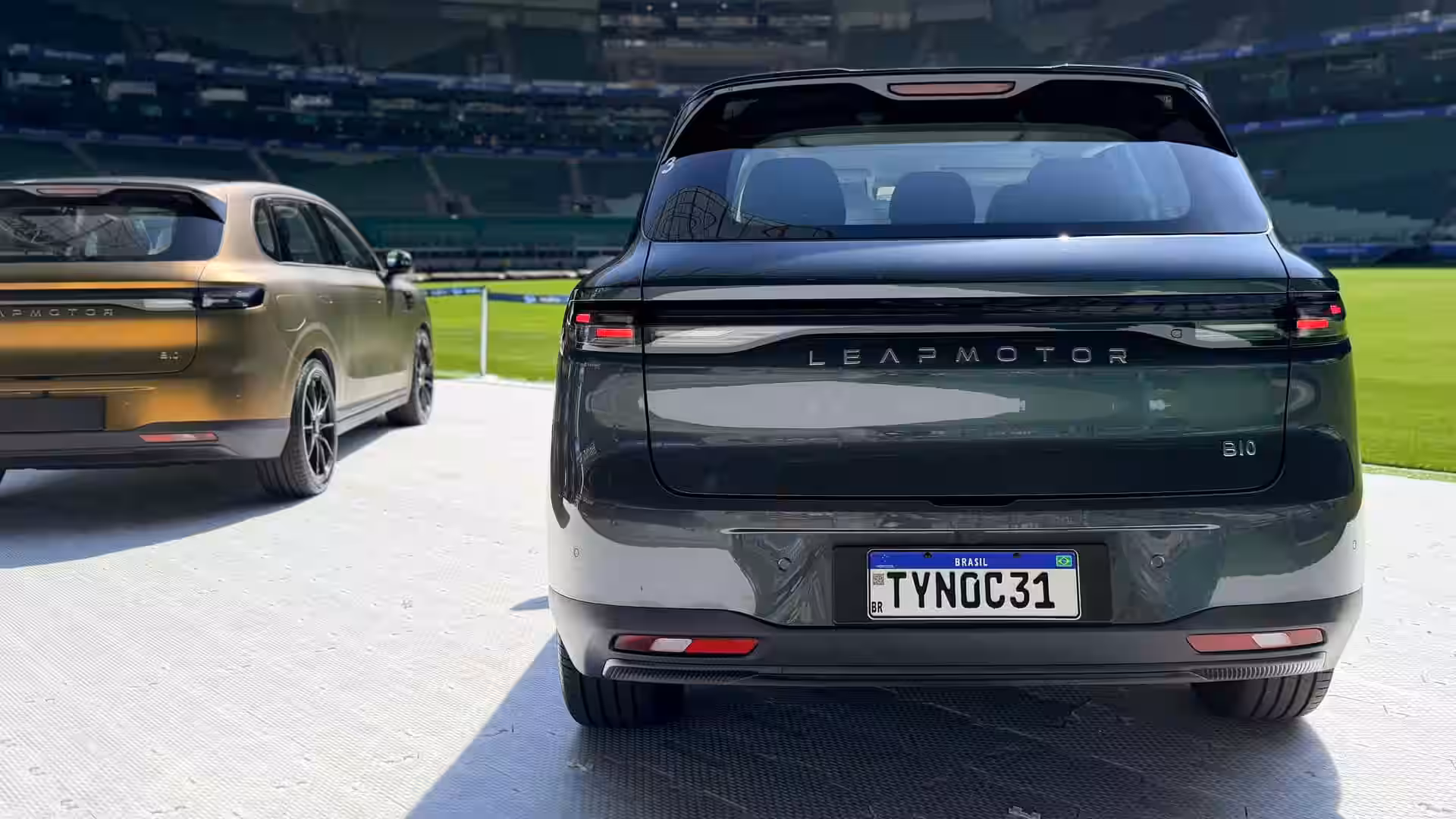 Leapmotor B10 - Sleek Dark Metallic Rear With LED Taillights