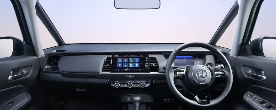 Honda Fit Z Ehev - Black Leather Dashboard With Digital Screen